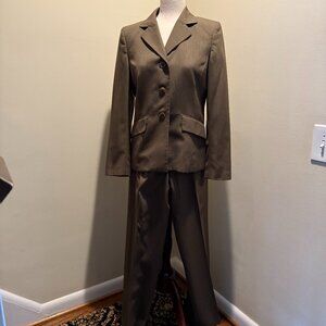 Women's Pant Suit